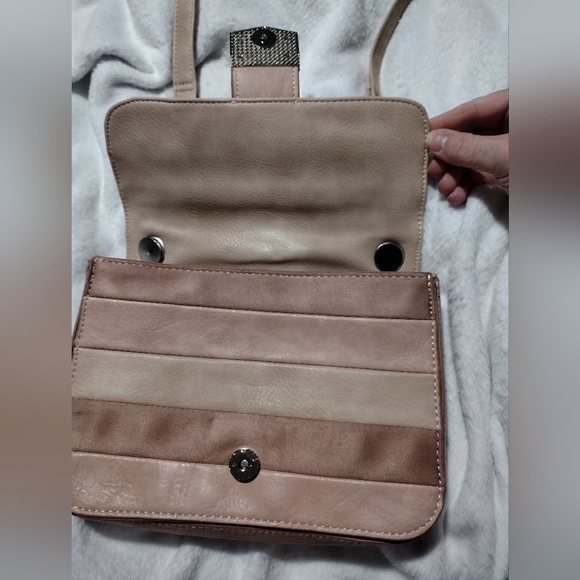 Steve Madden Crossbody Pink/Mauve - Picture 7 of 8